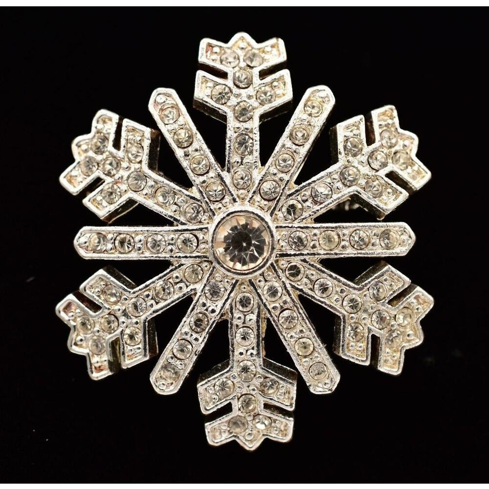 Monet Vintage Snowflake Pin Brooch Crystal Christmas Holiday Winter Signed BinBG